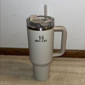 Never Been Used - Stanley 40oz Tumbler, Taupe, Hearth and Hand Limited Edition